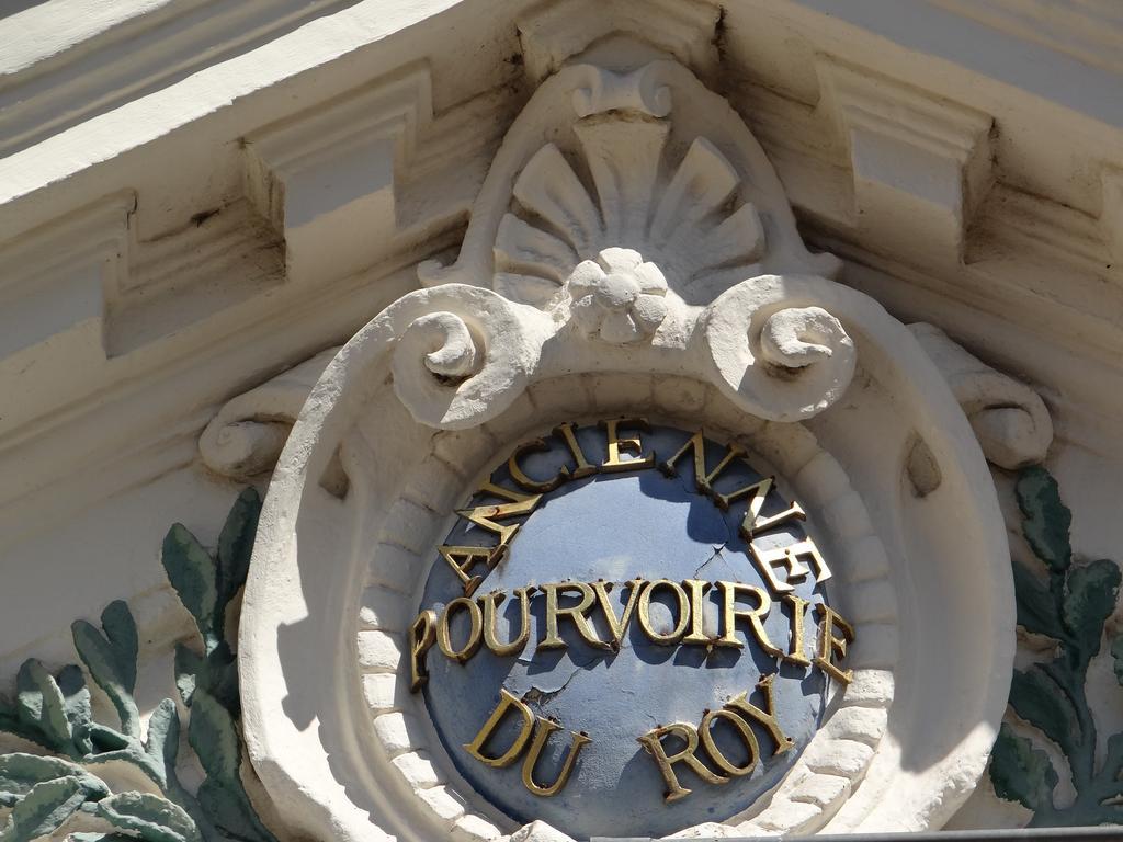Hotel Du Cheval Rouge Versailles Exterior photo